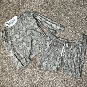 Nine West 9W Sleepwear Pajama Set Size Small